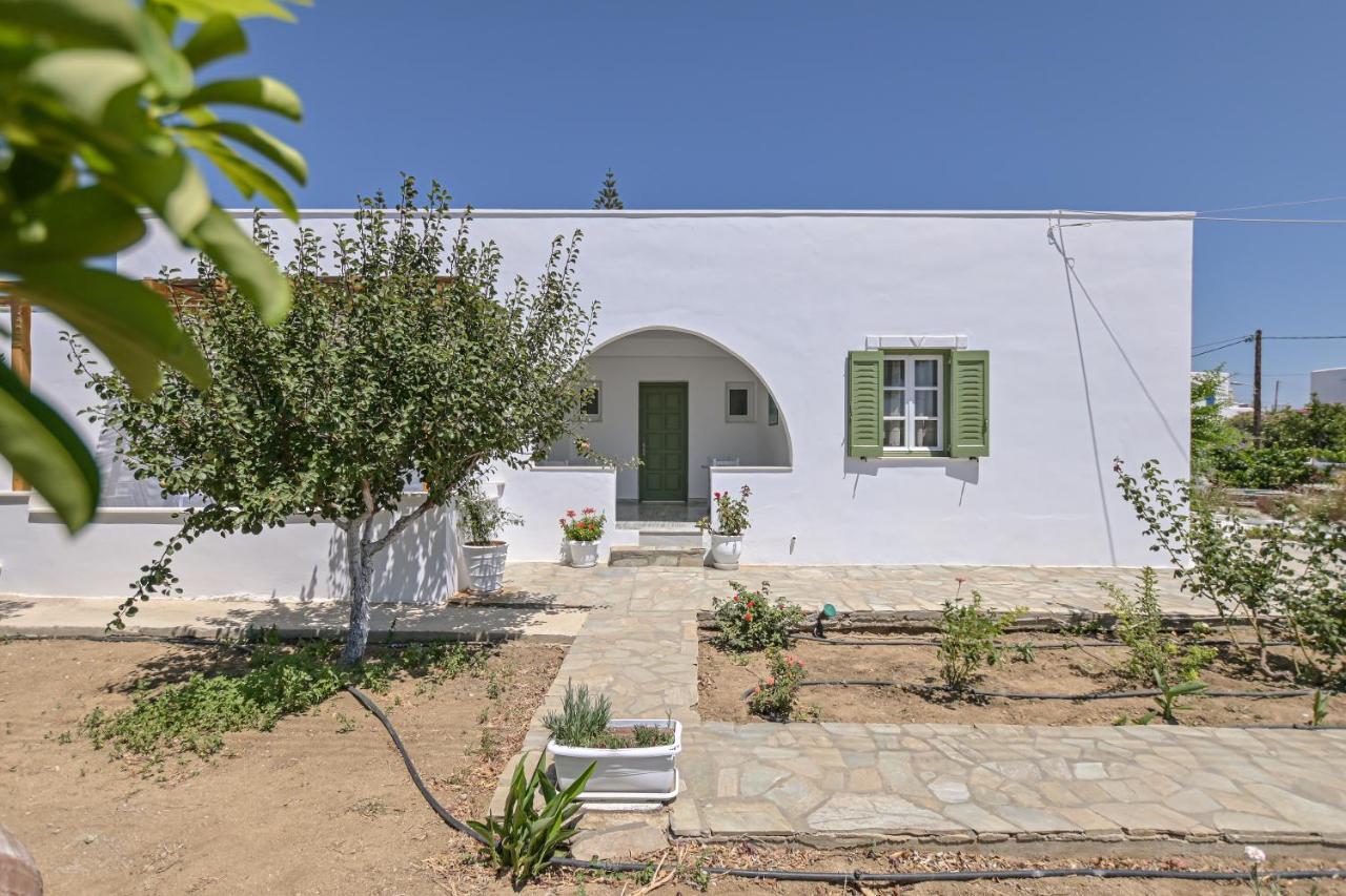 Naxian Garden Of Senses Aparthotel Αγία Άννα Εξωτερικό φωτογραφία